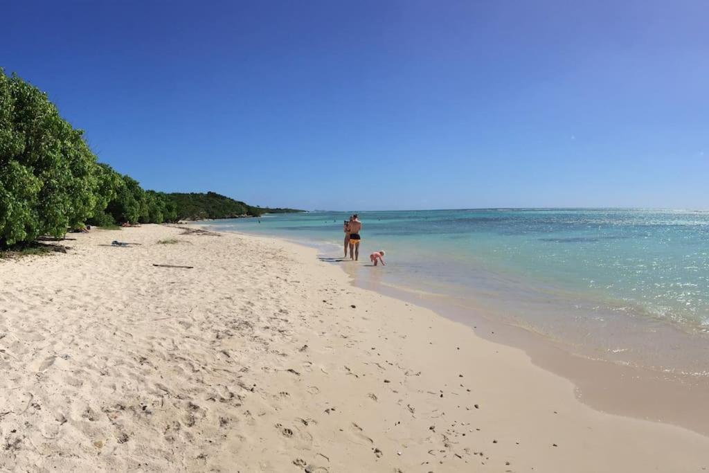 Villa Petite Terre A 50 Metres De La Plage Saint-Francois  Exteriér fotografie
